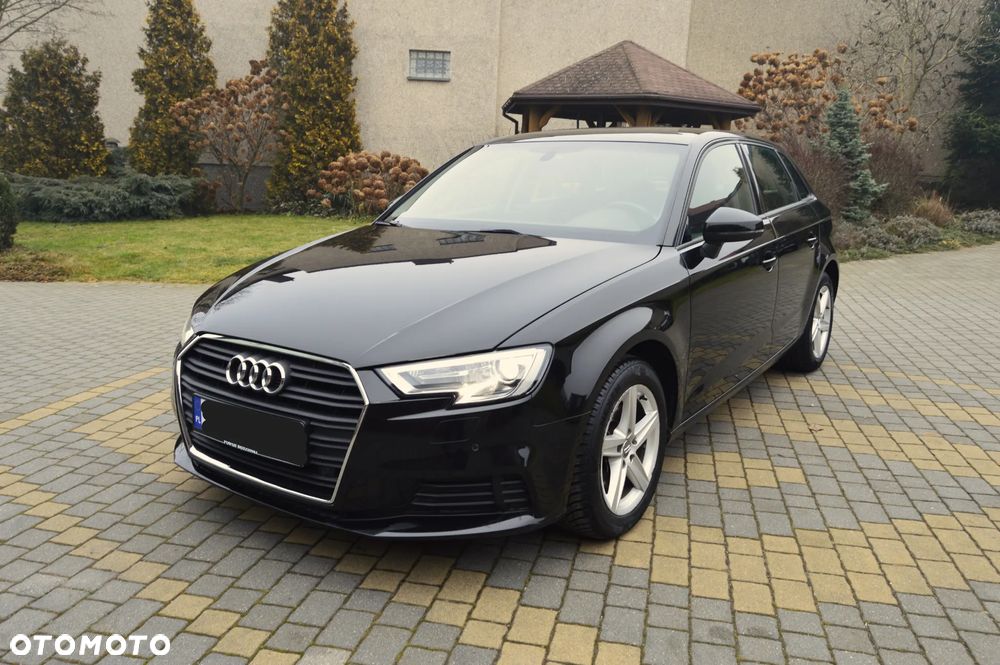 Audi A3 Sportback 35 TFSI Sport S tronic - 2