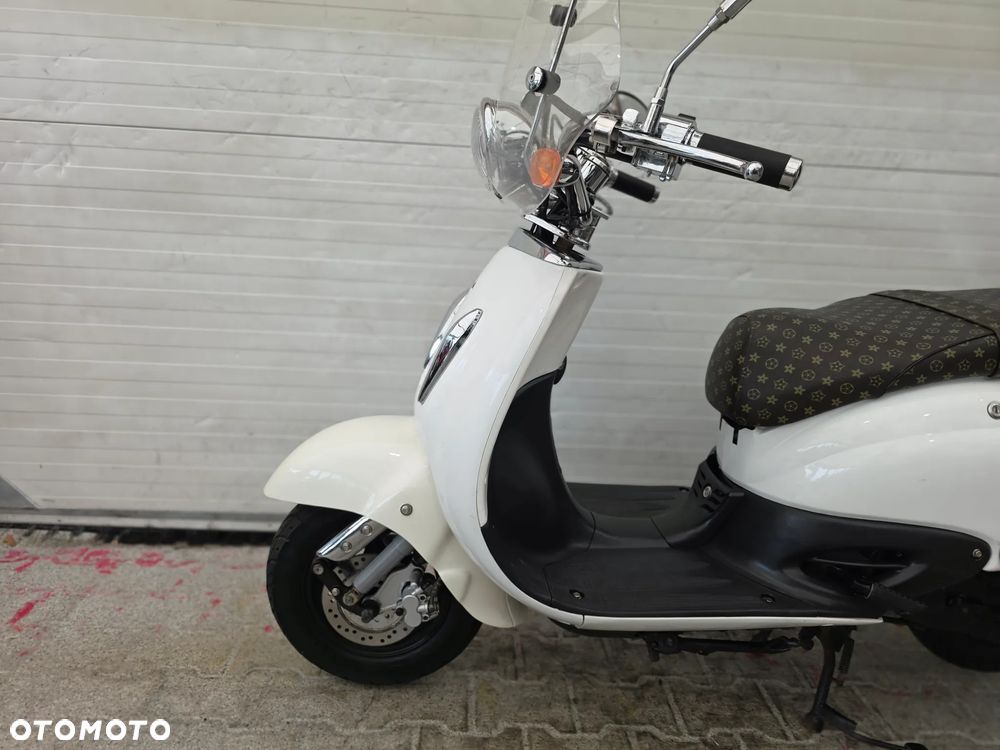 AGM Retro 50 - 9