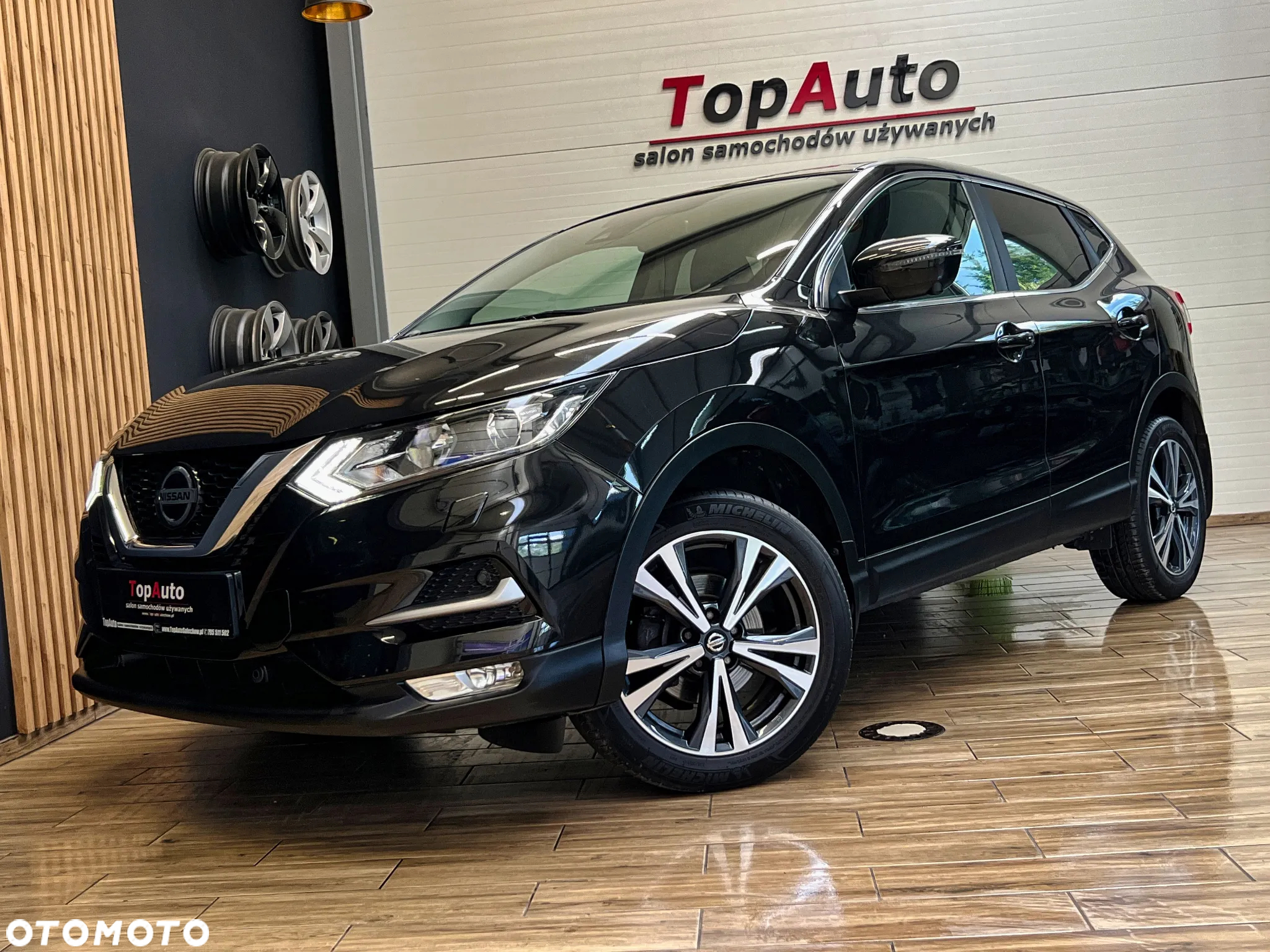 Nissan Qashqai 1.3 DIG-T N-Connecta - 16