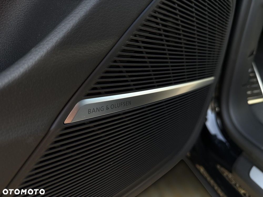 Audi Q8 - 14