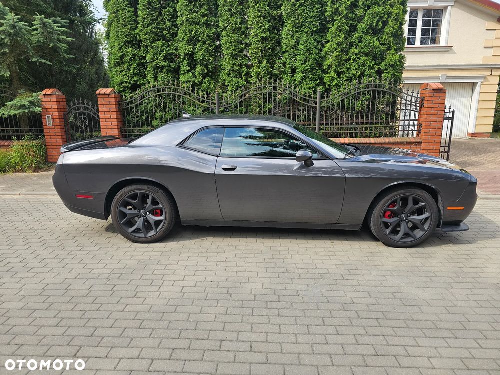 Dodge Challenger Automatik SXT Plus - 3