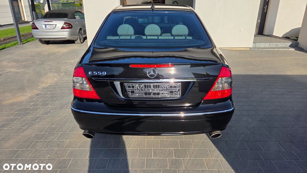 Mercedes-Benz Klasa E 500 7G-TRONIC Avantgarde BusinessEDITION - 21