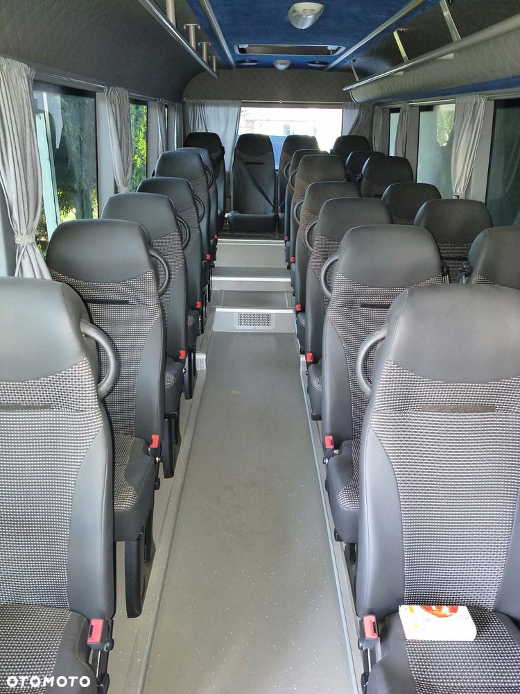 Mercedes-Benz VARIO 816 - 9