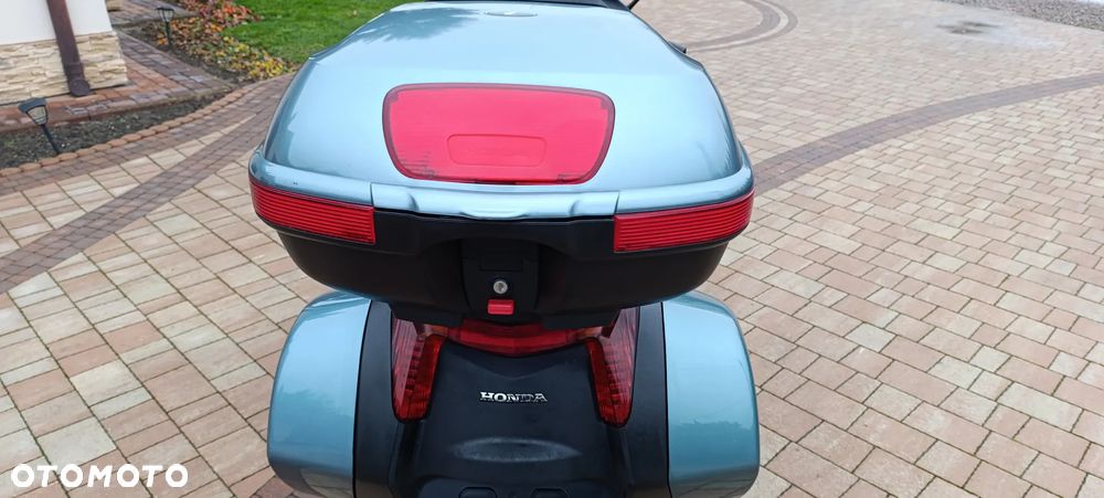 Honda Deauville - 32