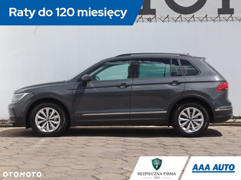 Volkswagen Tiguan - 4