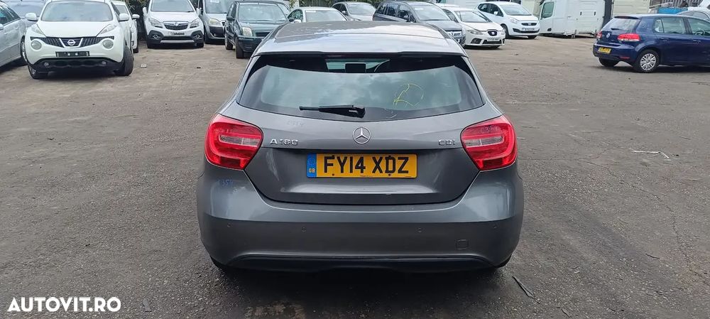 Dezmembrari / Dezmembrez Mercedes Clasa A (W176) 1.5 CDI 607951 cutie viteze manuala cod culoare 787U MOUNTAIN GREY - 4