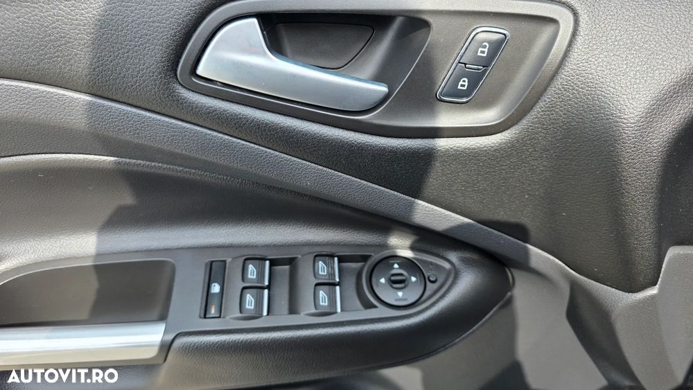 Ford Kuga 1.5 EcoBoost 2WD Titanium - 16