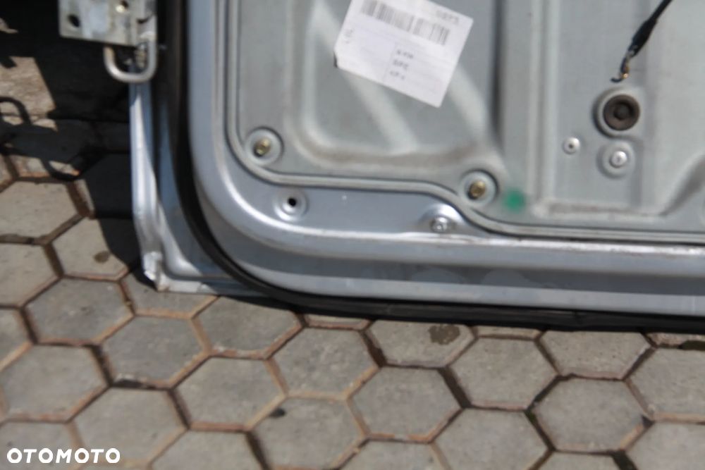 VW TOURAN 1 Drzwi Kompletne Prawy Tył LA7W - 8