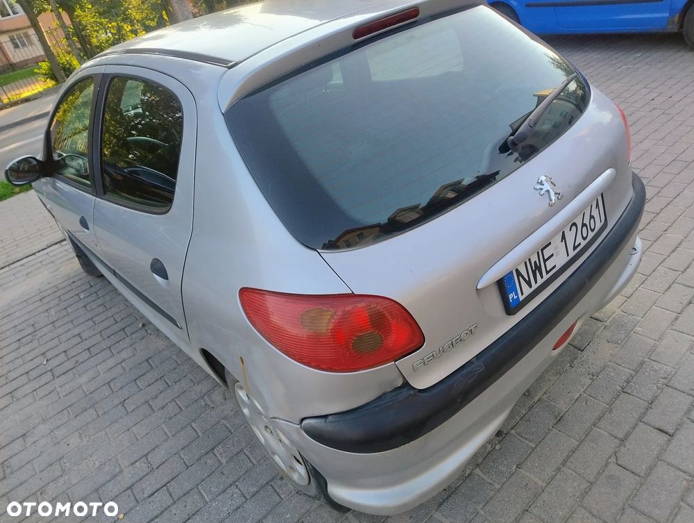 Peugeot 206 - 3