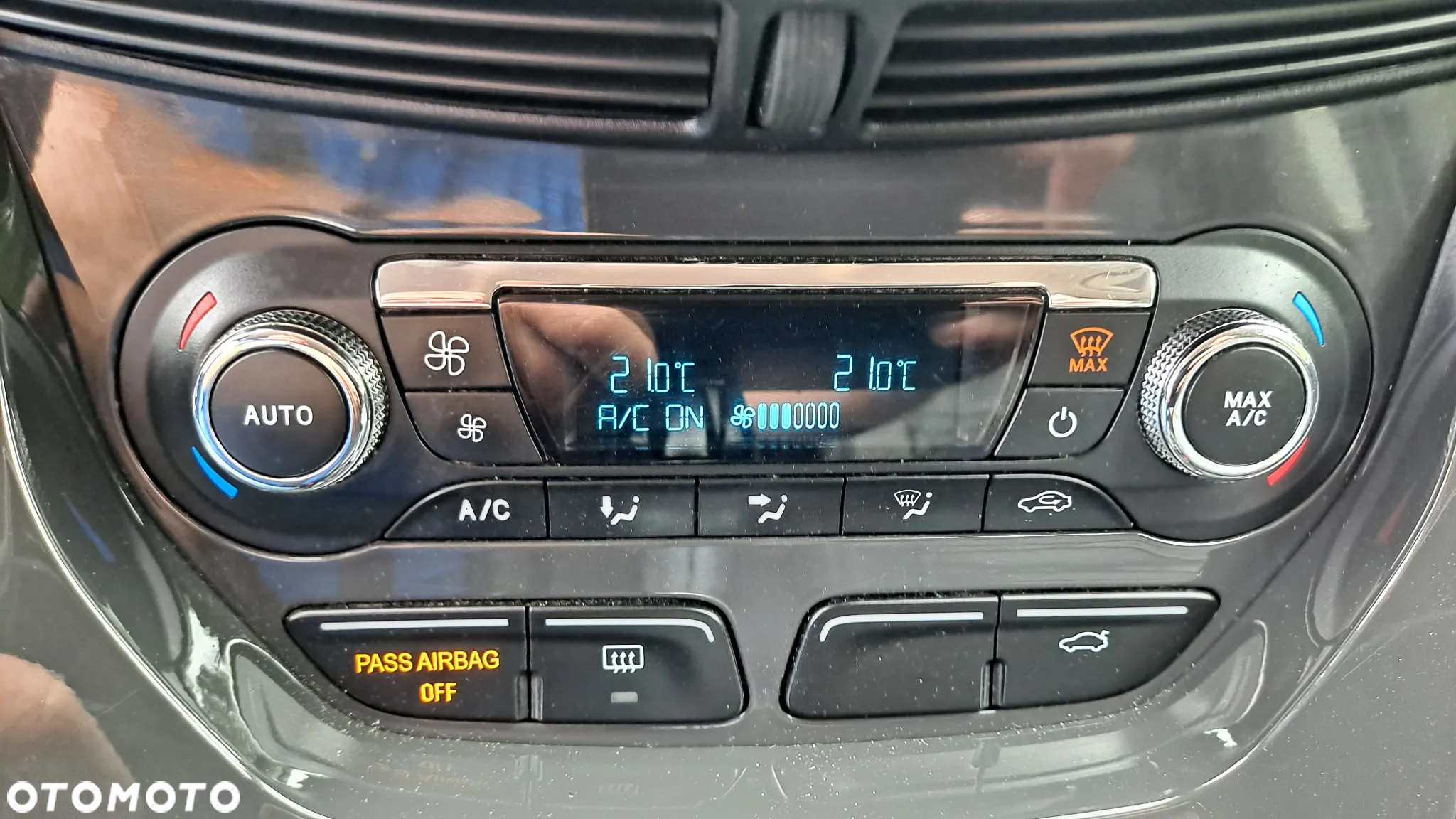 Ford Escape 1.5 EcoBoost AWD SE - 24