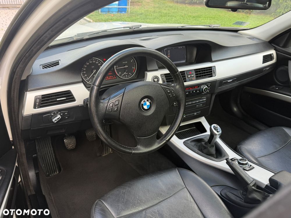 BMW Seria 3 318d - 7