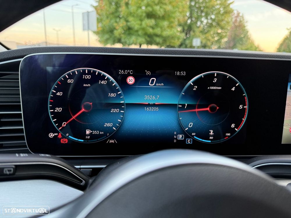 Mercedes-Benz GLE 300 d 4Matic 9G-TRONIC AMG Line - 16