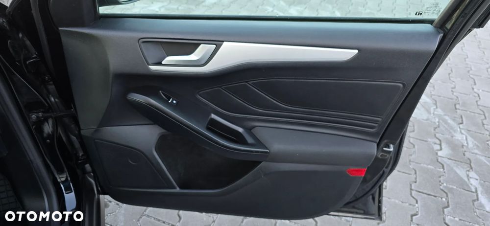 Ford Focus SW - 29