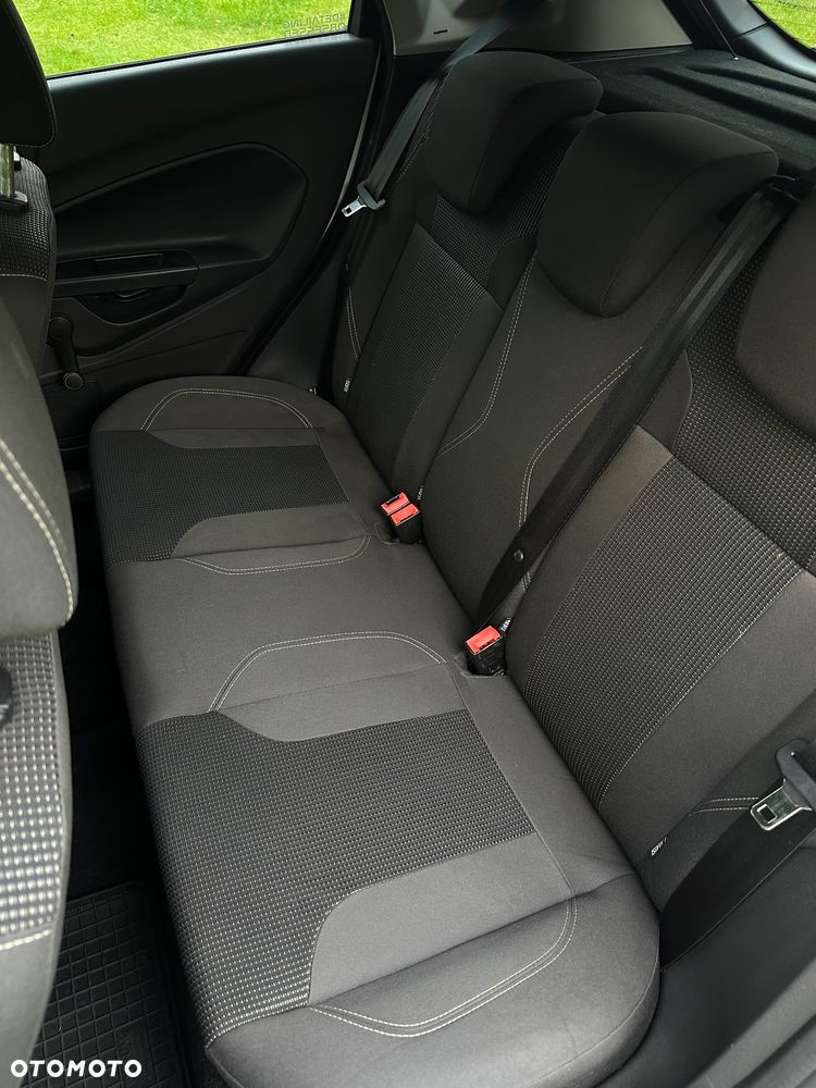 Ford Fiesta 1.0 EcoBoost Titanium - 13