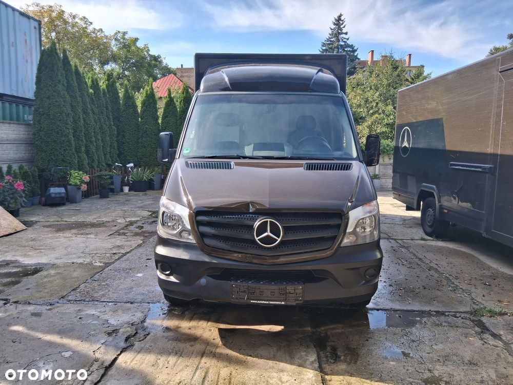 Mercedes-Benz Sprinter - 5