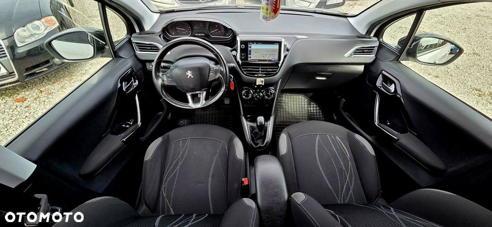 Peugeot 208 1.6 BlueHDi Allure S&S - 7
