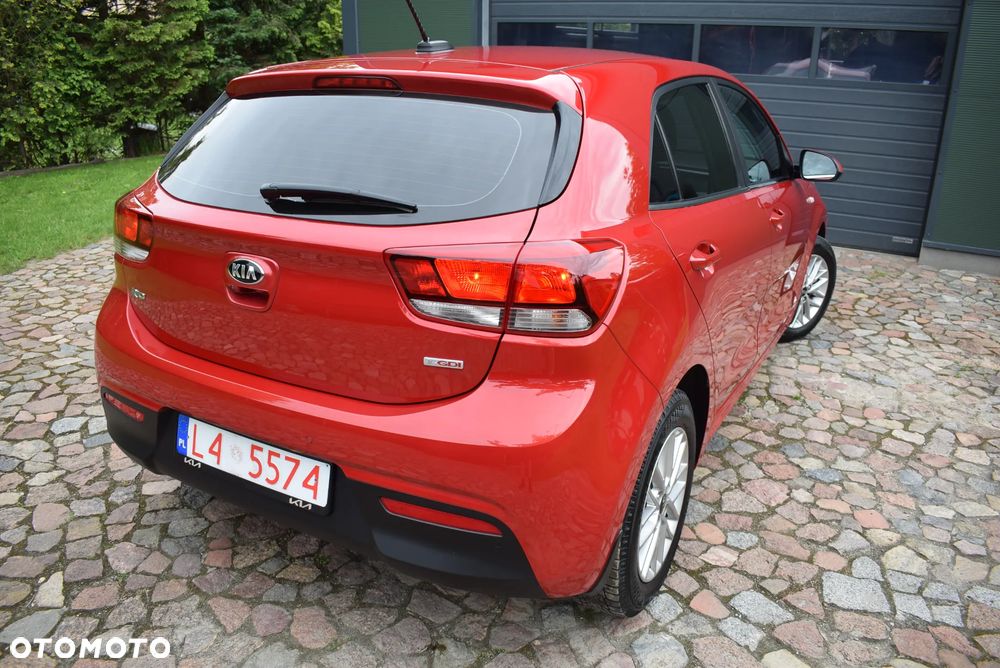 Kia Rio - 13