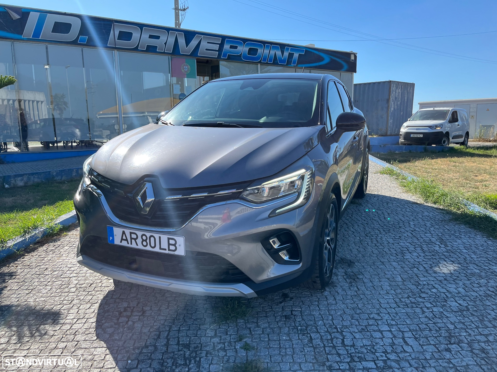 Renault Captur 1.0 TCe Exclusive - 2