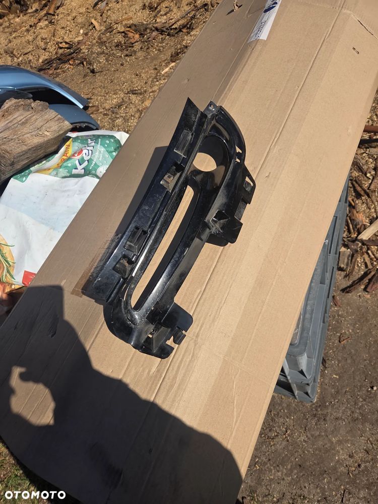 Lewa Kratka Jeep Grand Cherokee SRT Wk2 68148735A Lewa Kratka zderzaka przedniego - 3