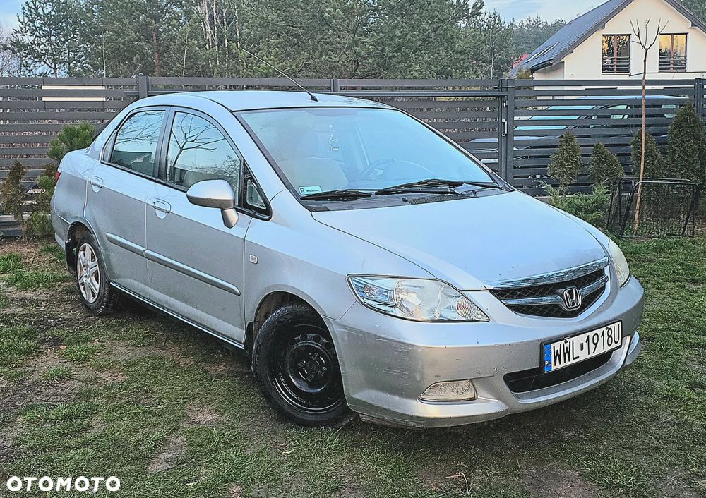 Honda City 1.4 Comfort - 8