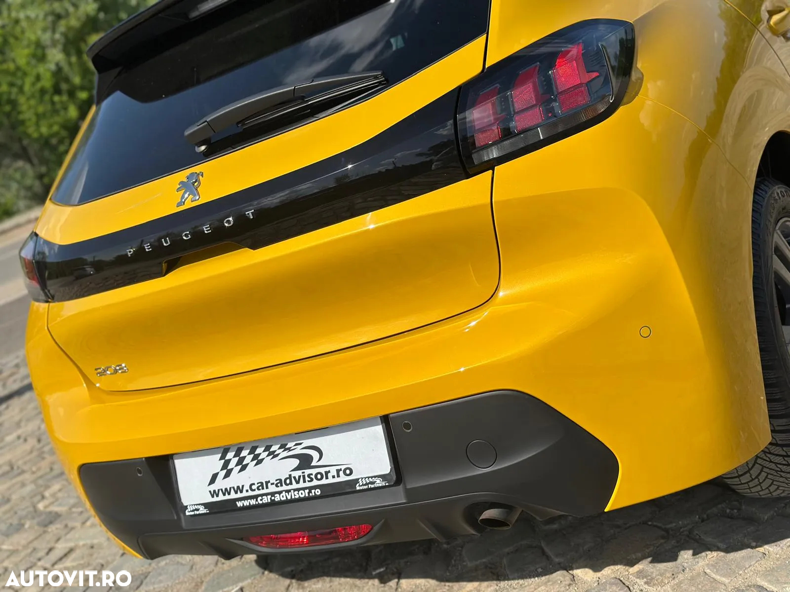 Peugeot 208 PureTech 100 Style - 11