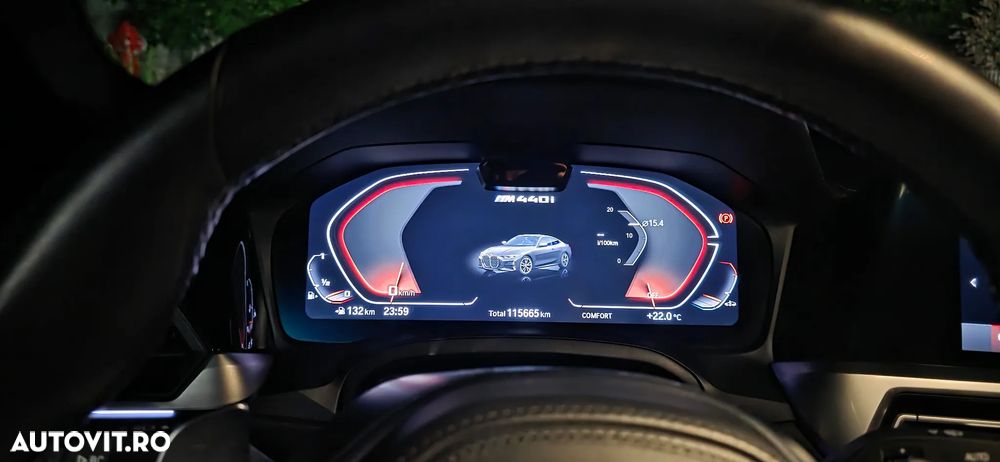 BMW M4 M440i xDrive - 19