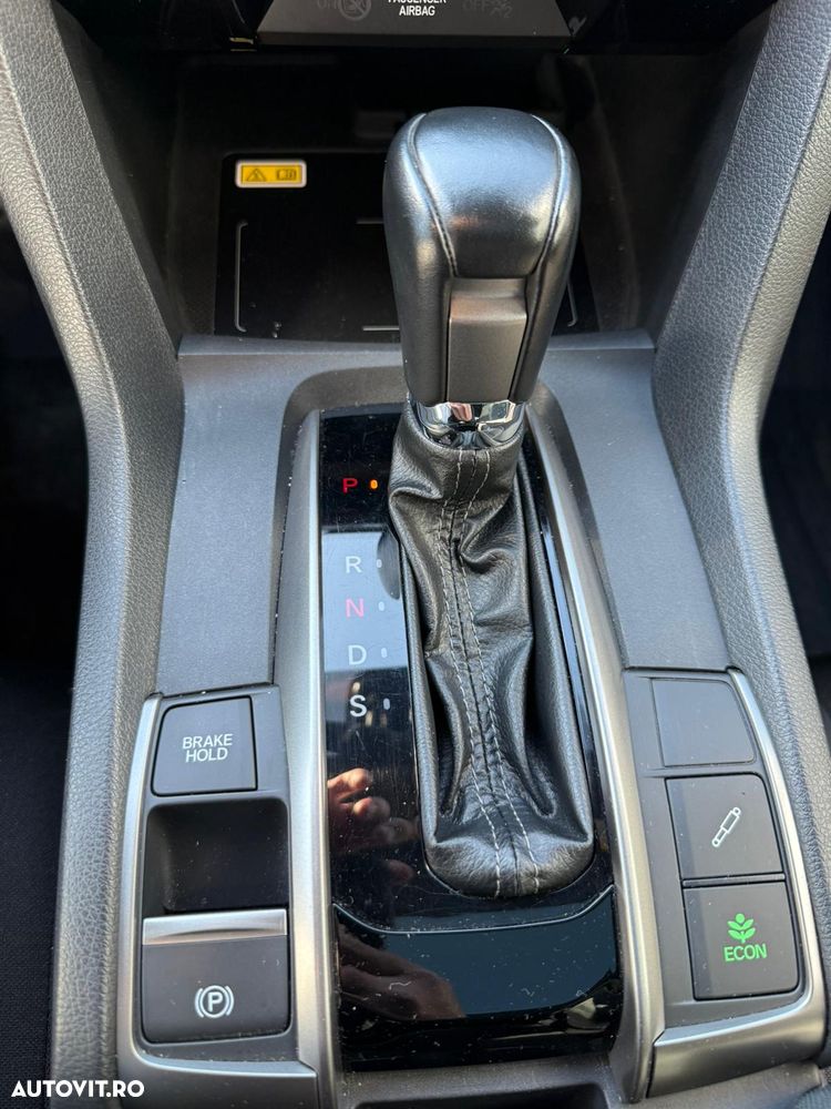 Honda Civic 1.5 VTEC Turbo CVT Sport Plus - 17