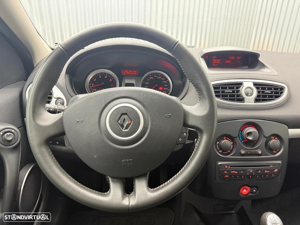 Renault Clio 1.2 16V Dynamique - 8