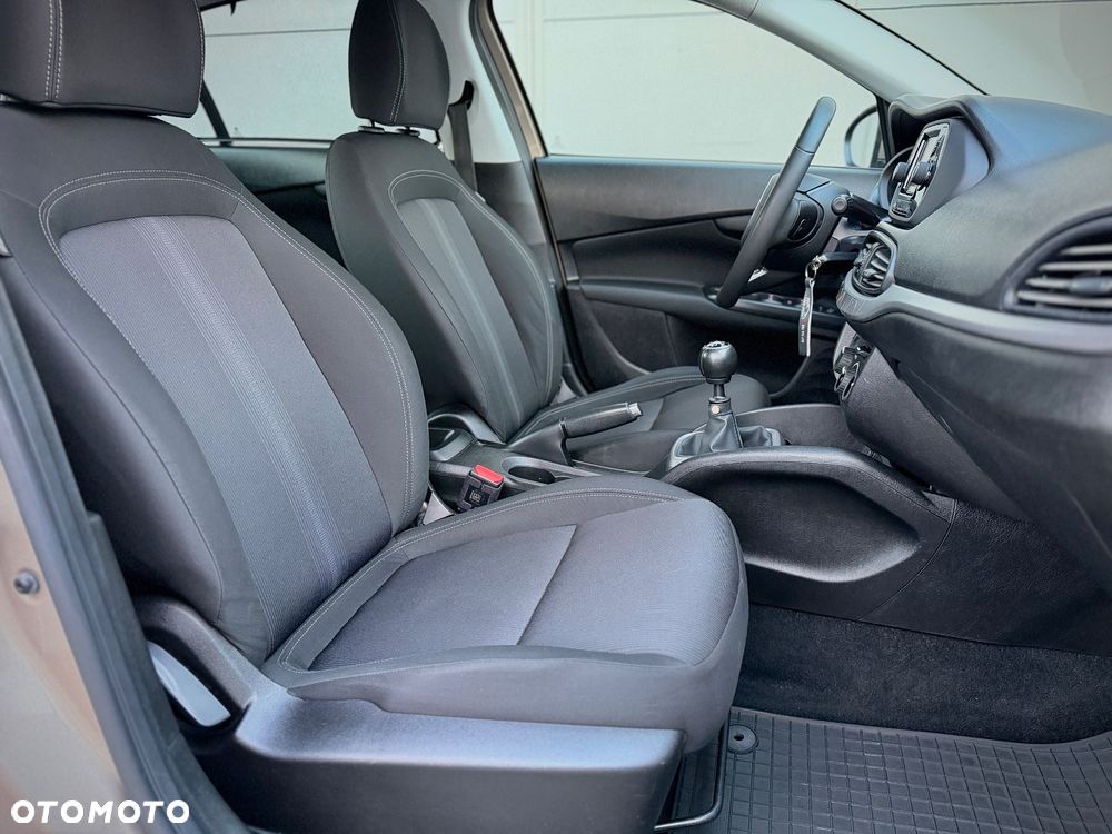 Fiat Tipo 1.4 16V - 18