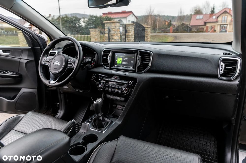 Kia Sportage 1.6 GDI 2WD Black Edition - 30