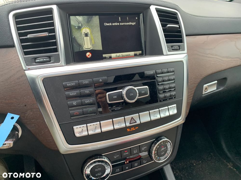 Mercedes-Benz GL 350 BlueTec 4-Matic - 11
