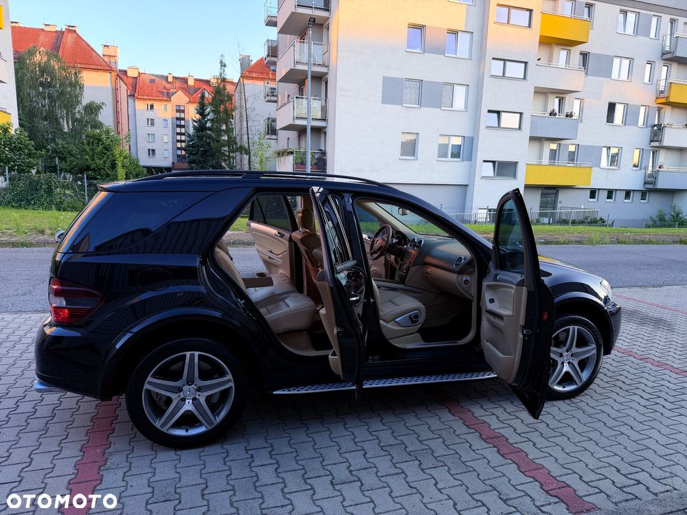 Mercedes-Benz ML 63 AMG 4Matic 7G-TRONIC - 8