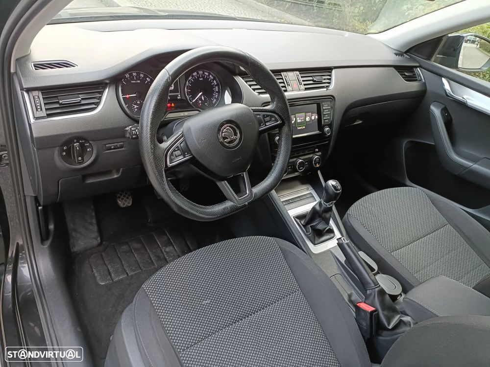 Skoda Octavia Break 1.6 TDi Style - 6