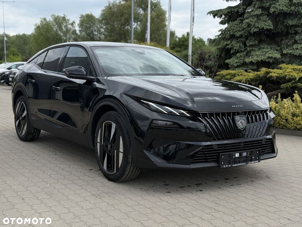 Peugeot 408 - 4