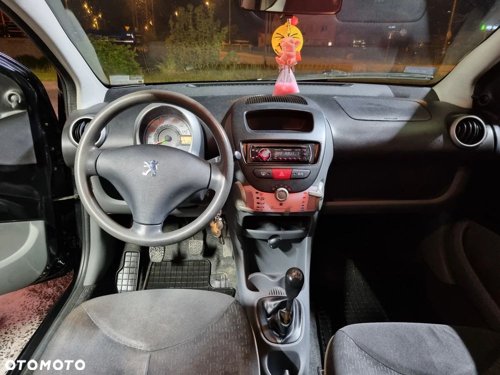Peugeot 107 1.0 Trendy - 9