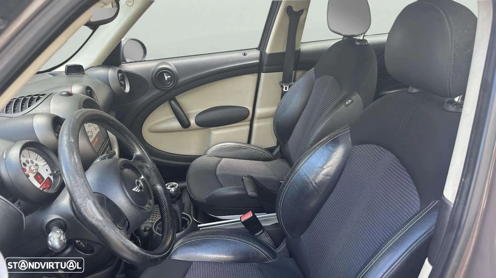MINI Countryman Cooper D - 12