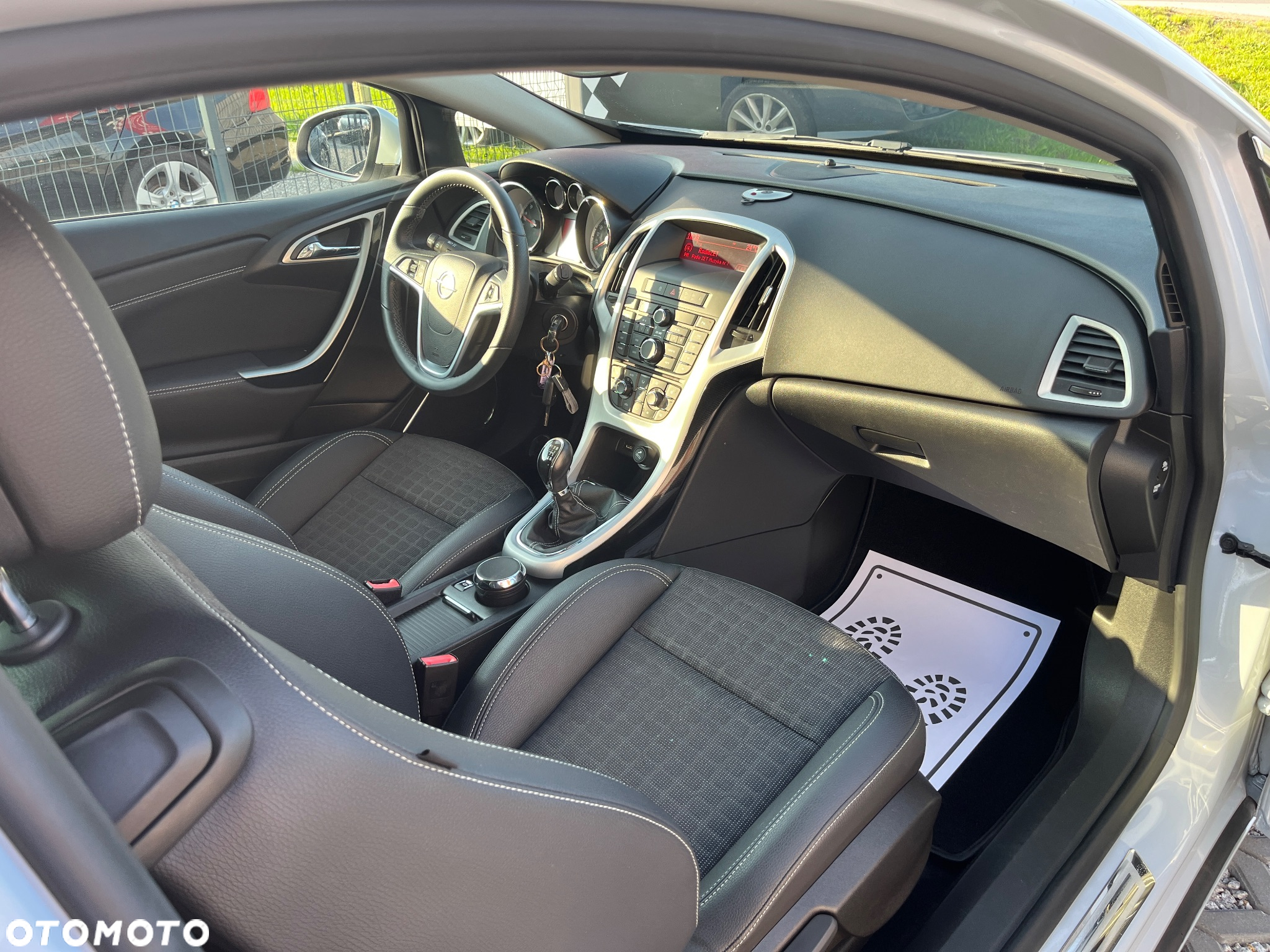 Opel Astra GTC 1.4 Turbo - 22