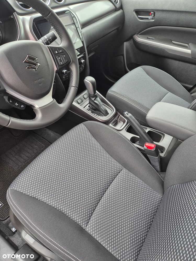Suzuki Vitara - 12