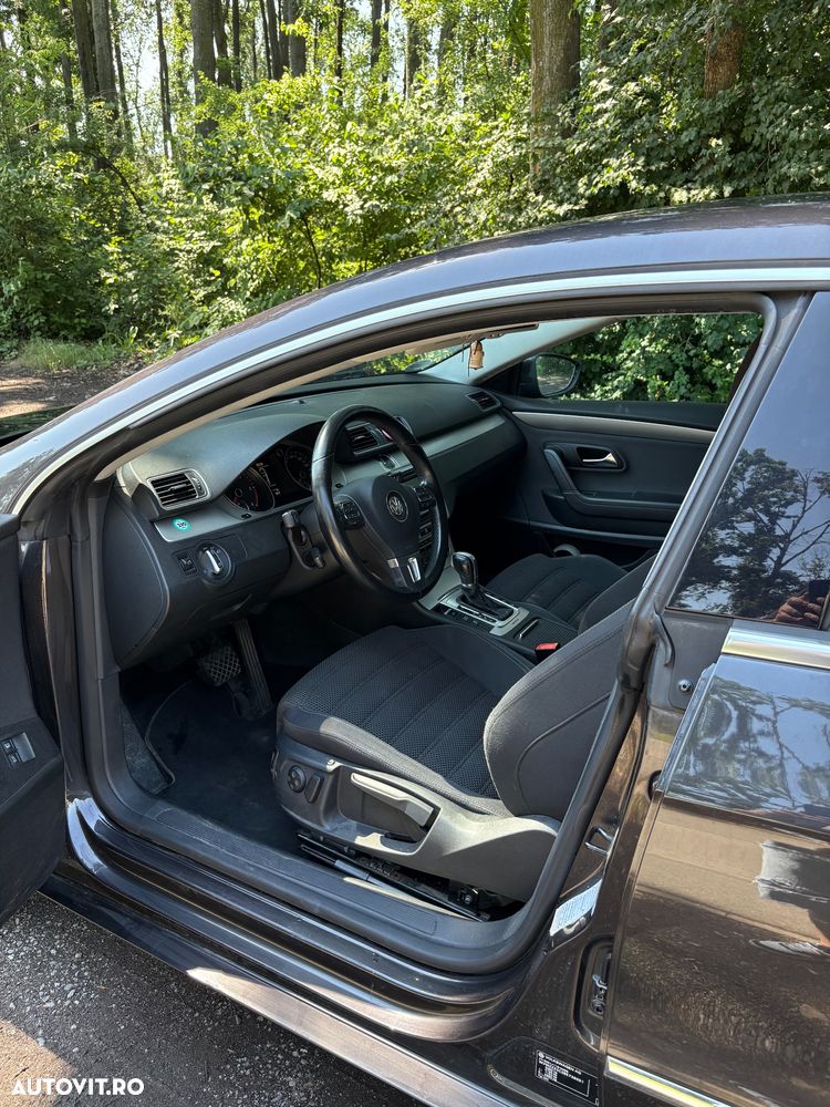 Volkswagen Passat 2.0 TDI DSG BlueMotion Technology Comfortline - 8