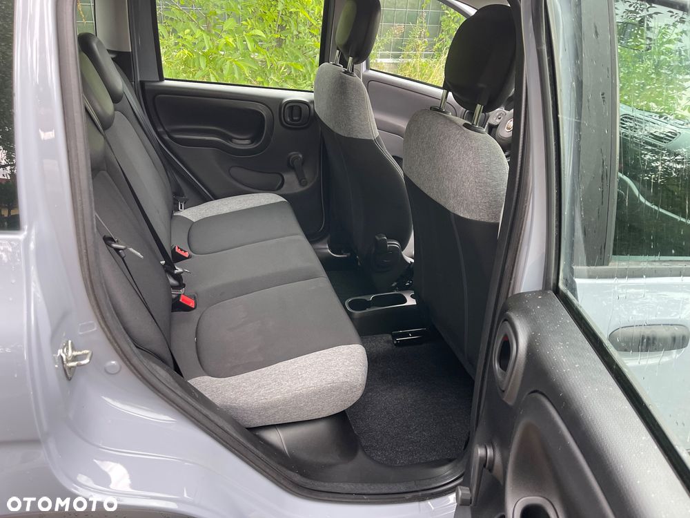 Fiat Panda 1.0 Hybrid Launch Edition - 11