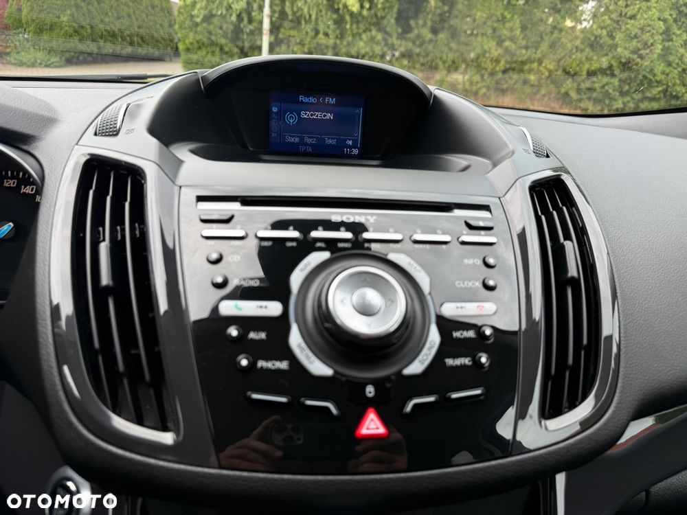 Ford Kuga 2.0 TDCi 4x4 Titanium - 21