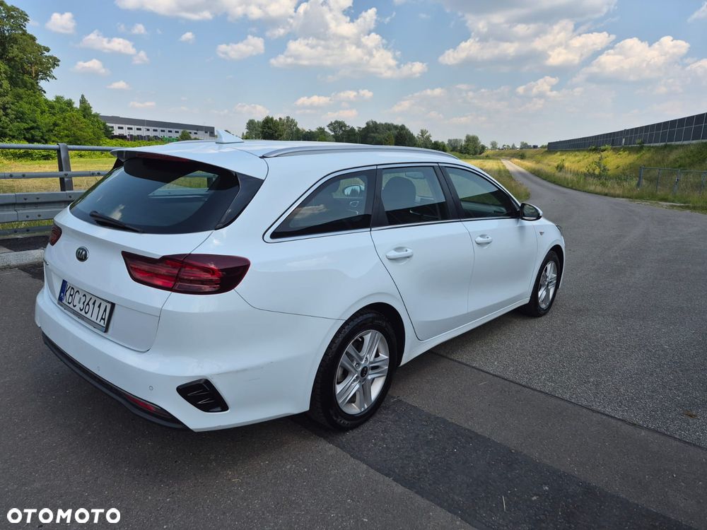 Kia Ceed 1.6 CRDi Platinum Edition - 27