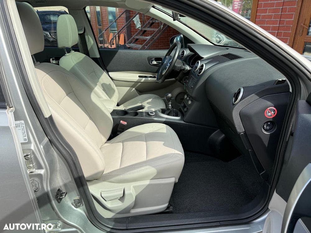 Nissan Qashqai 1.6 dCi DPF 4x4 tekna - 25