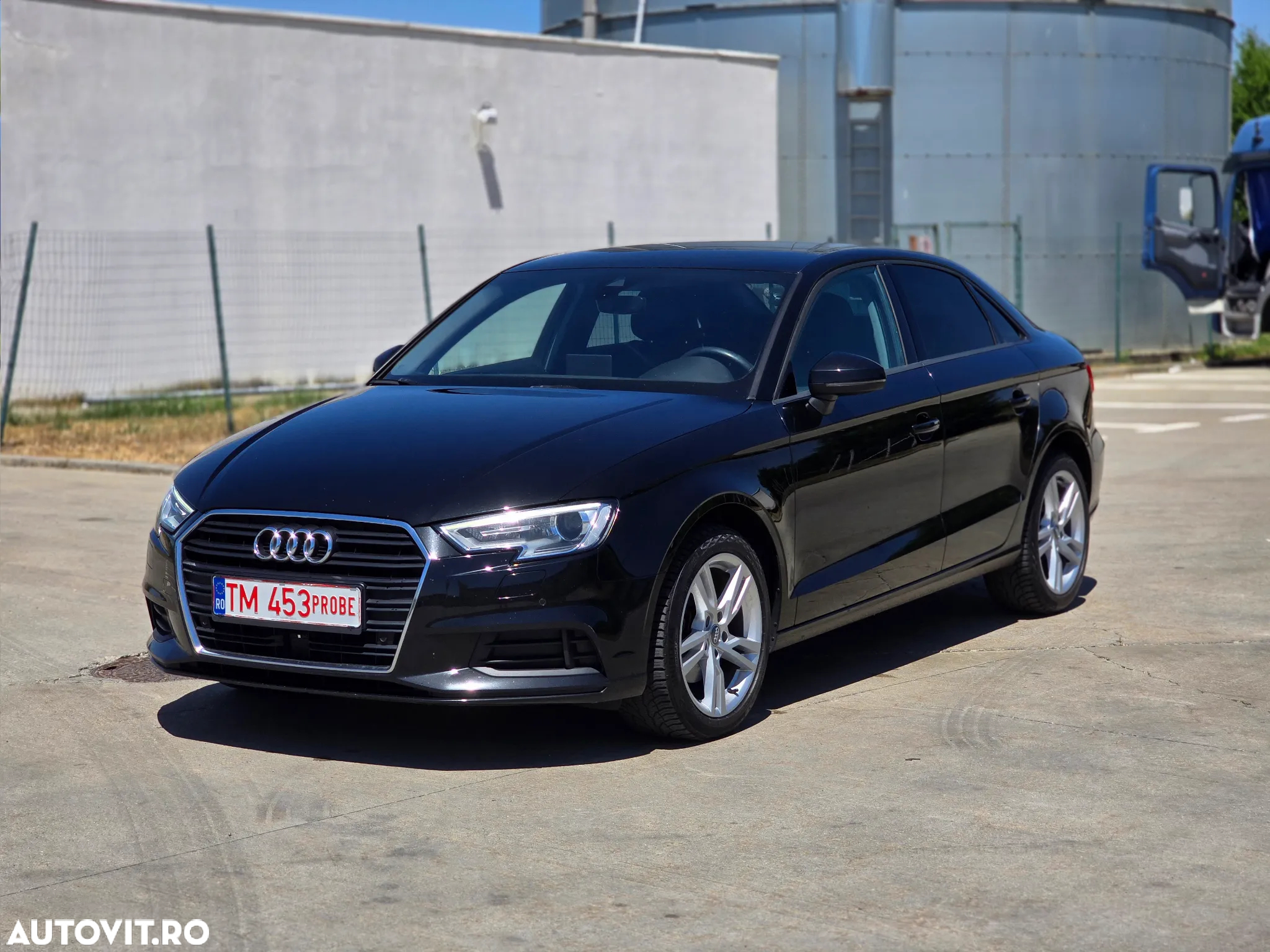 Audi A3 30 TDI Sportback S tronic design - 2