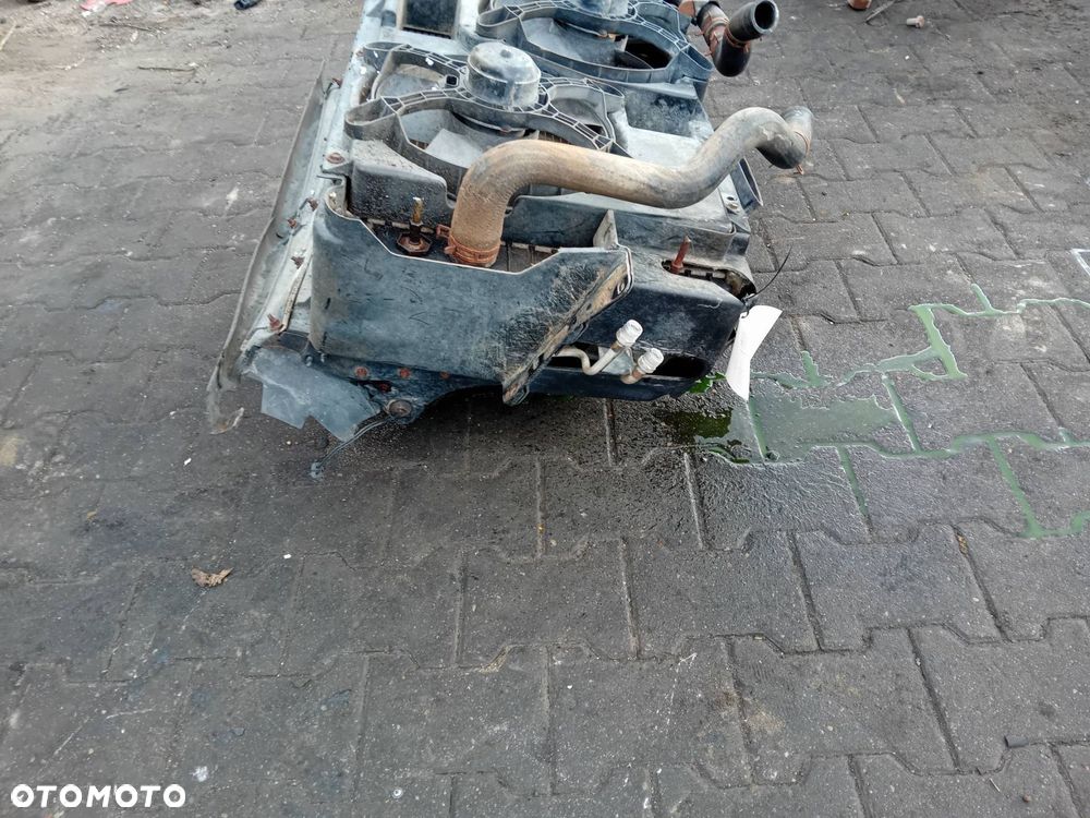 PAS PRZEDNI CHŁODNICE CHEVROLET CORVETTE C4 LIFT - 4