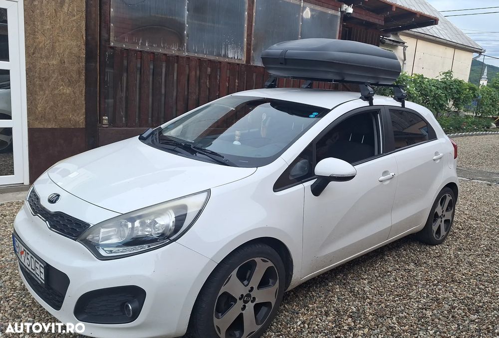 Kia Rio - 1