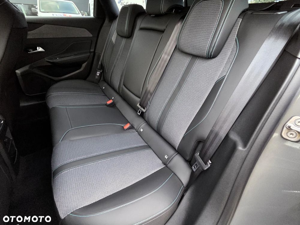 Peugeot 308 1.5 BlueHDi Allure S&S EAT8 - 21