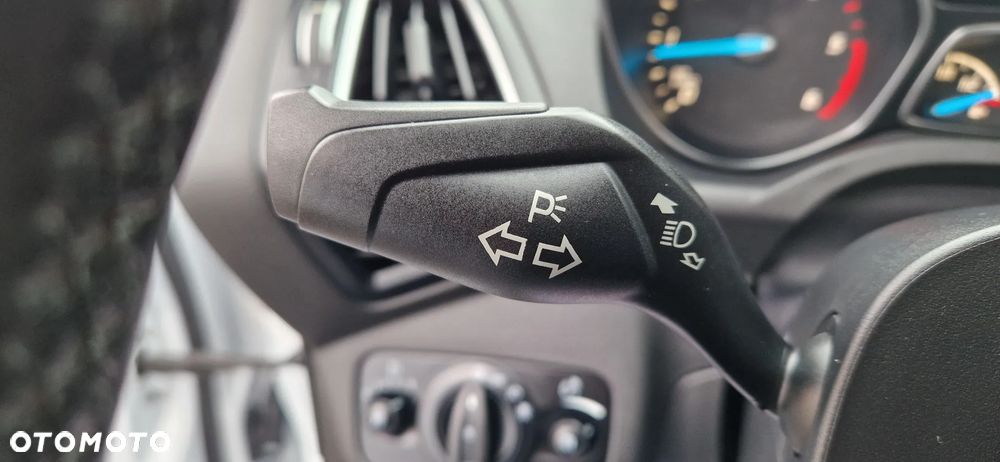 Ford Kuga 2.0 TDCi 4x2 Titanium - 22