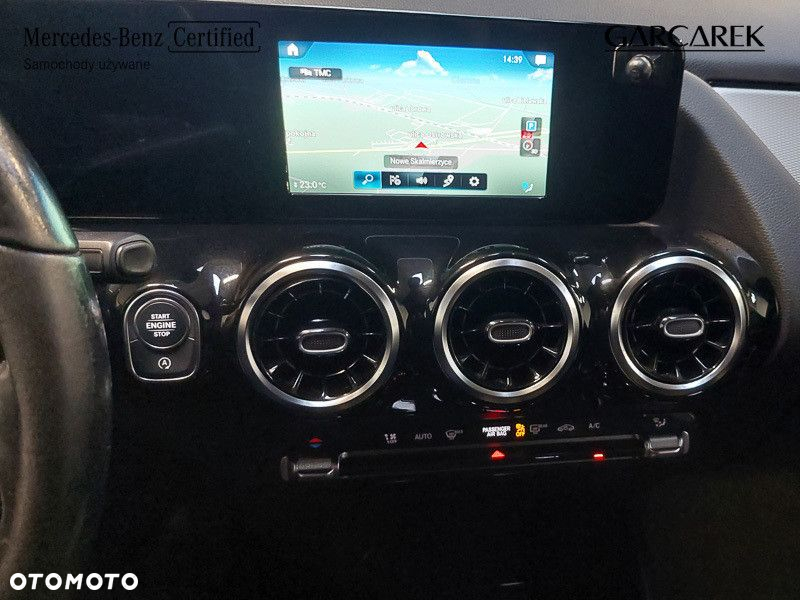 Mercedes-Benz GLA 220 d 4-Matic Style - 27