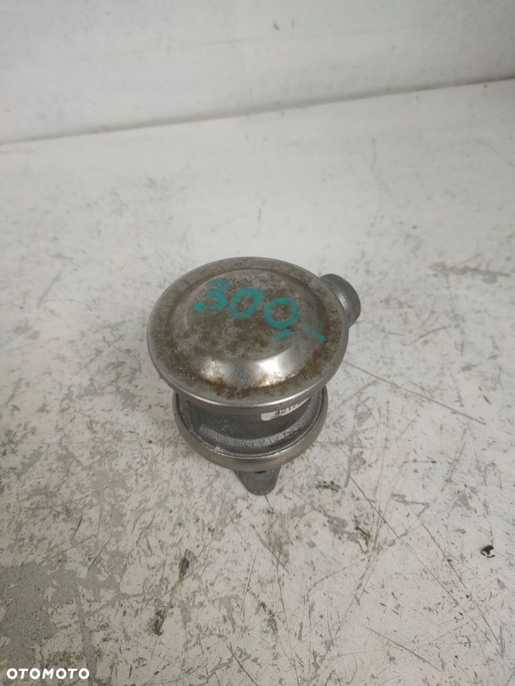 zawór wtórnego powietrza 1.6 alz 06b131101j - 2